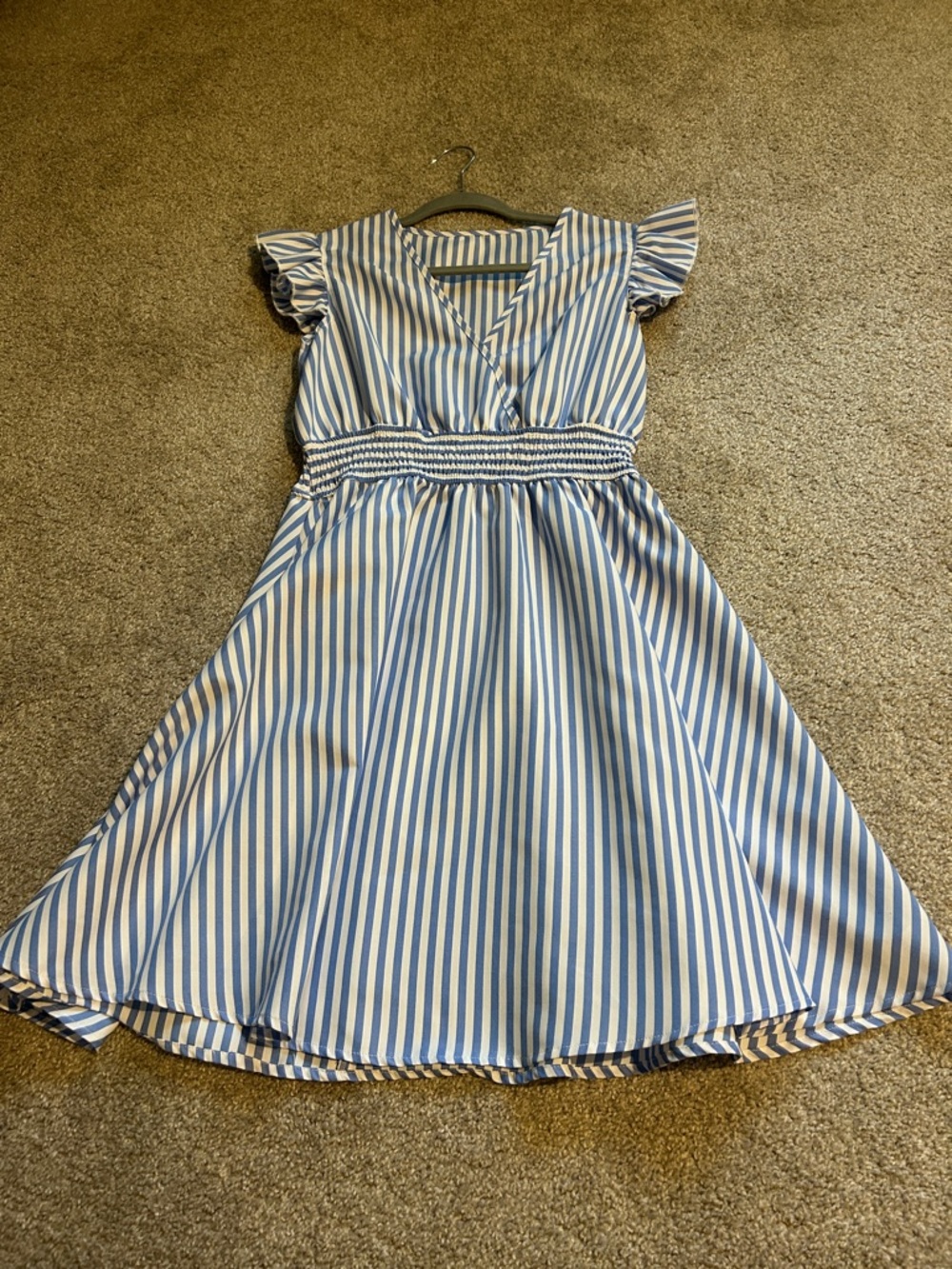 Cupshe Blue White Striped Womens Flutter Dress with Smocked Waist size Medium
